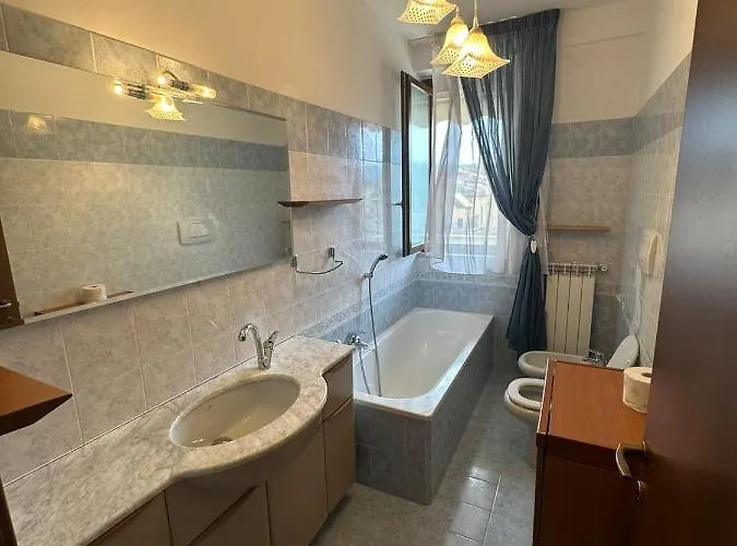 Casa Isa E Rita-con Parcheggio Privato Apartamento